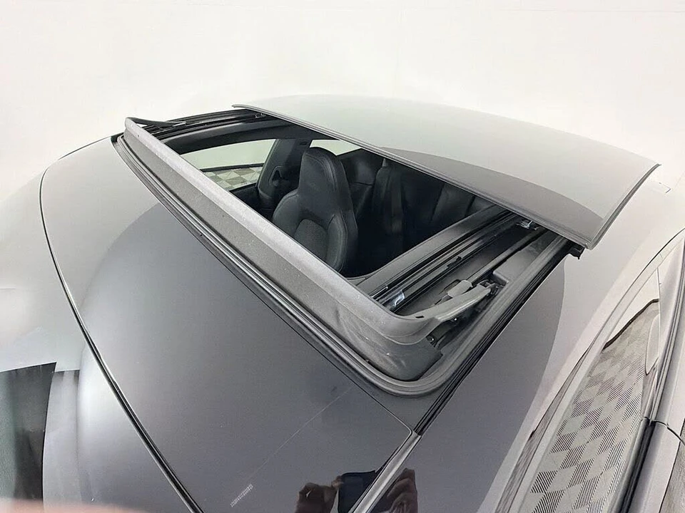 2024 Porsche 992 Carrera T - Image 23 of 30