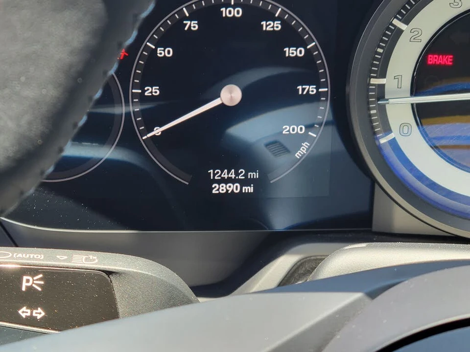 2024 Porsche 992 Carrera T - Image 16 of 31