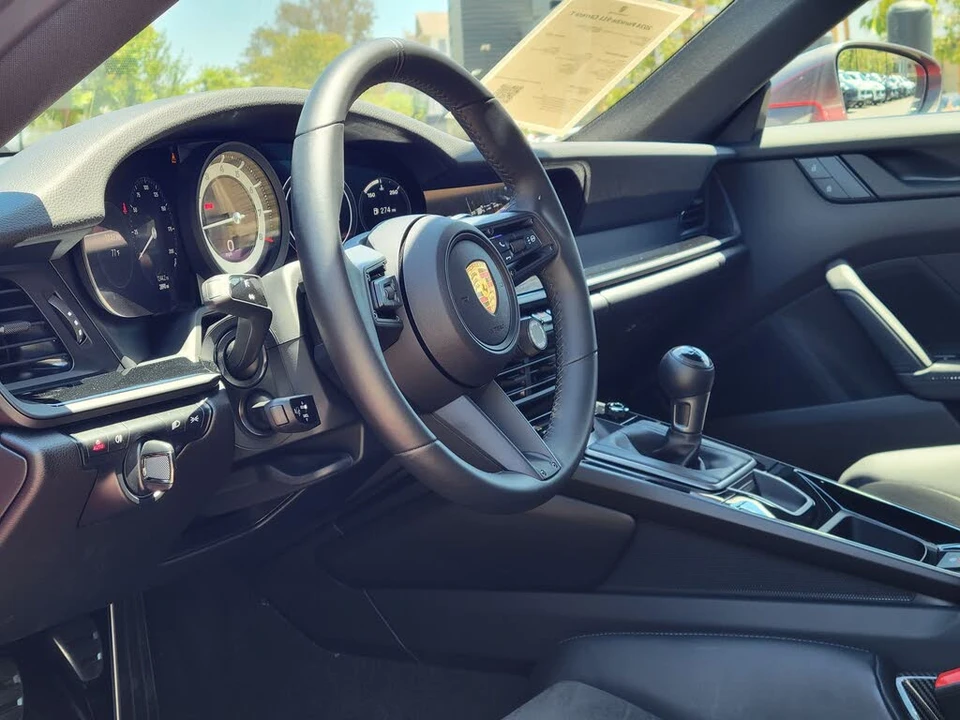 2024 Porsche 992 Carrera T - Image 4 of 31