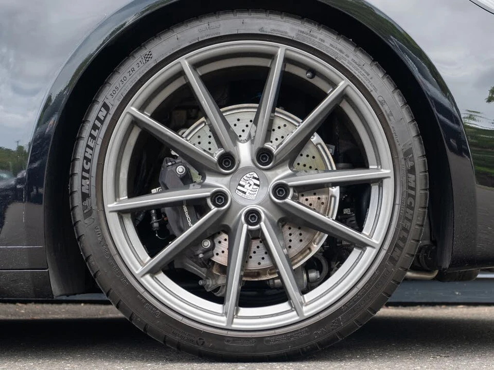 2024 Porsche 992 Carrera T - Image 13 of 31