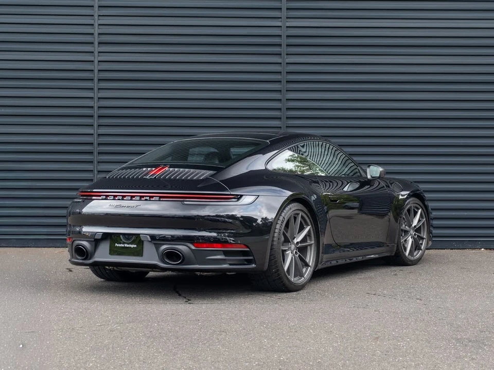 2024 Porsche 992 Carrera T - Image 8 of 31