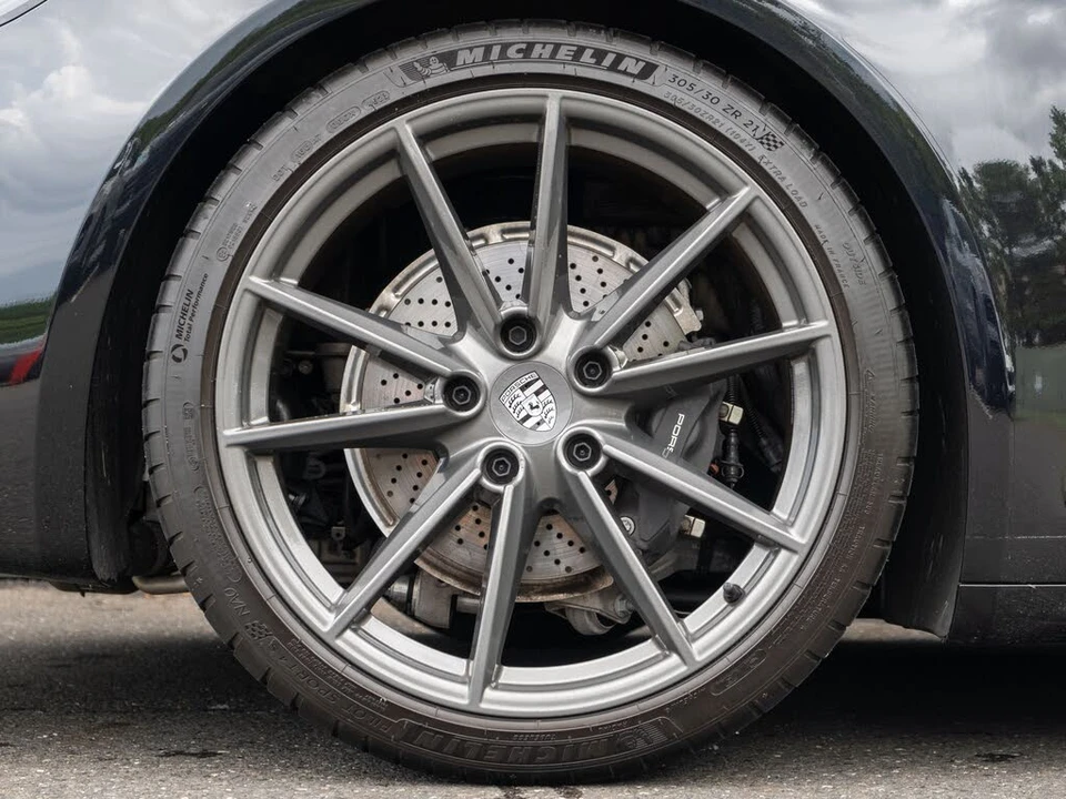 2024 Porsche 992 Carrera T - Image 14 of 31