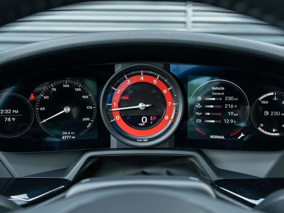 2024 Porsche 992 Carrera T - Image 27 of 31