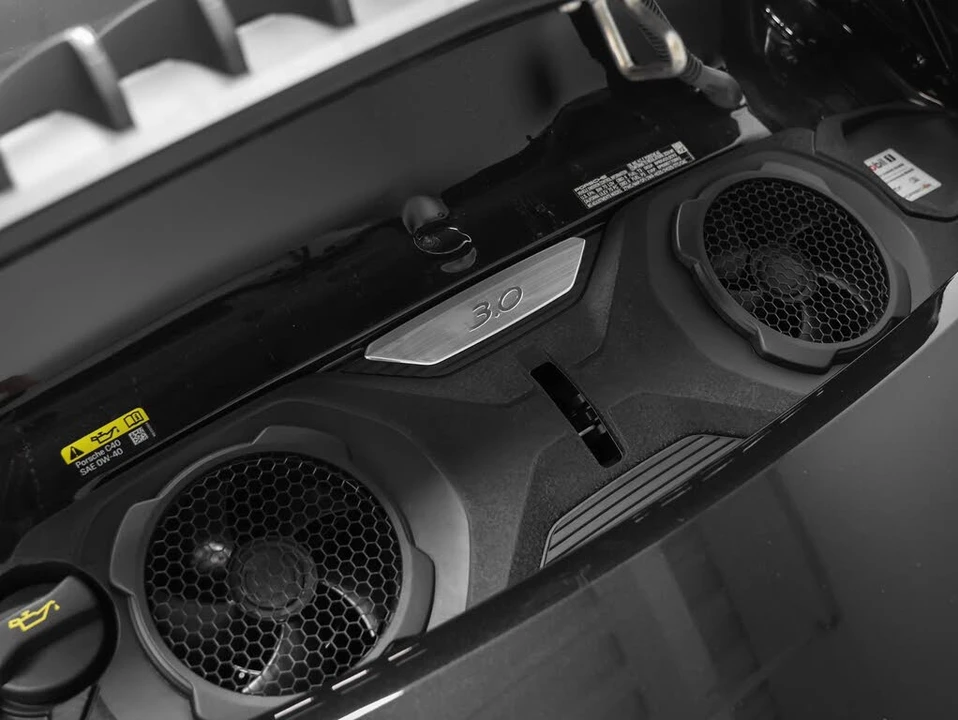2024 Porsche 992 Carrera T - Image 22 of 31