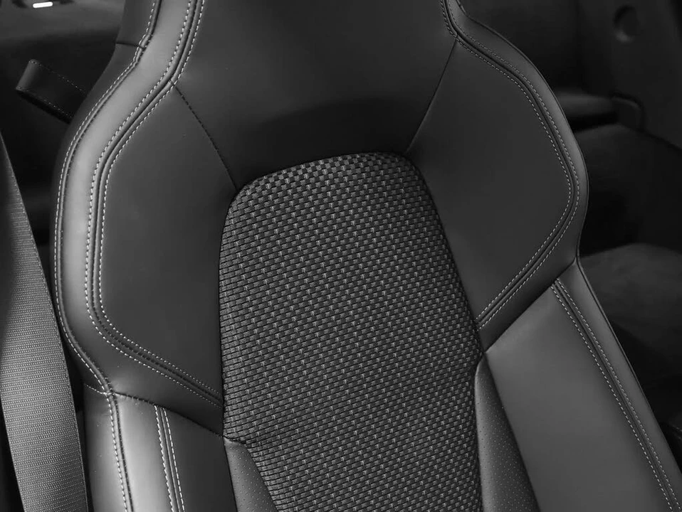 2024 Porsche 992 Carrera T - Image 28 of 31