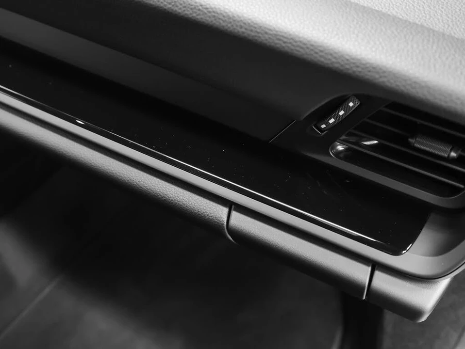 2024 Porsche 992 Carrera T - Image 31 of 31