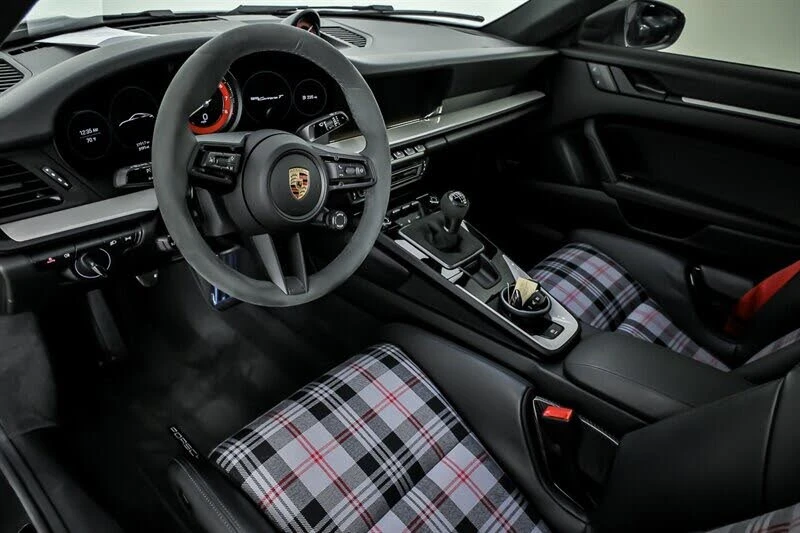 2024 Porsche 992 Carrera T - Image 18 of 31