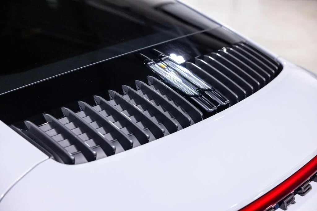 2024 Porsche 992 Carrera T - Image 16 of 31