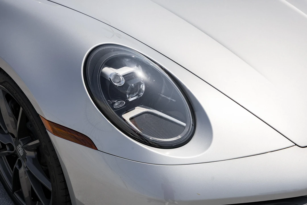 2024 Porsche 992 Carrera T - Image 14 of 31