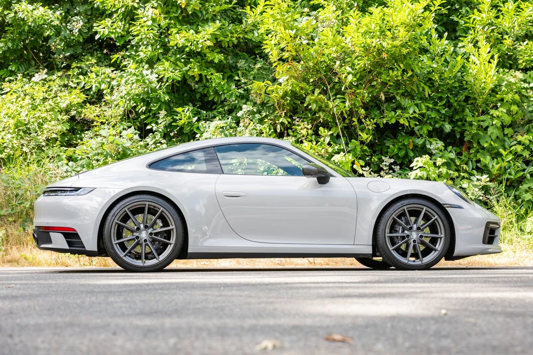 2024 Porsche 992 Carrera T - Image 6 of 31