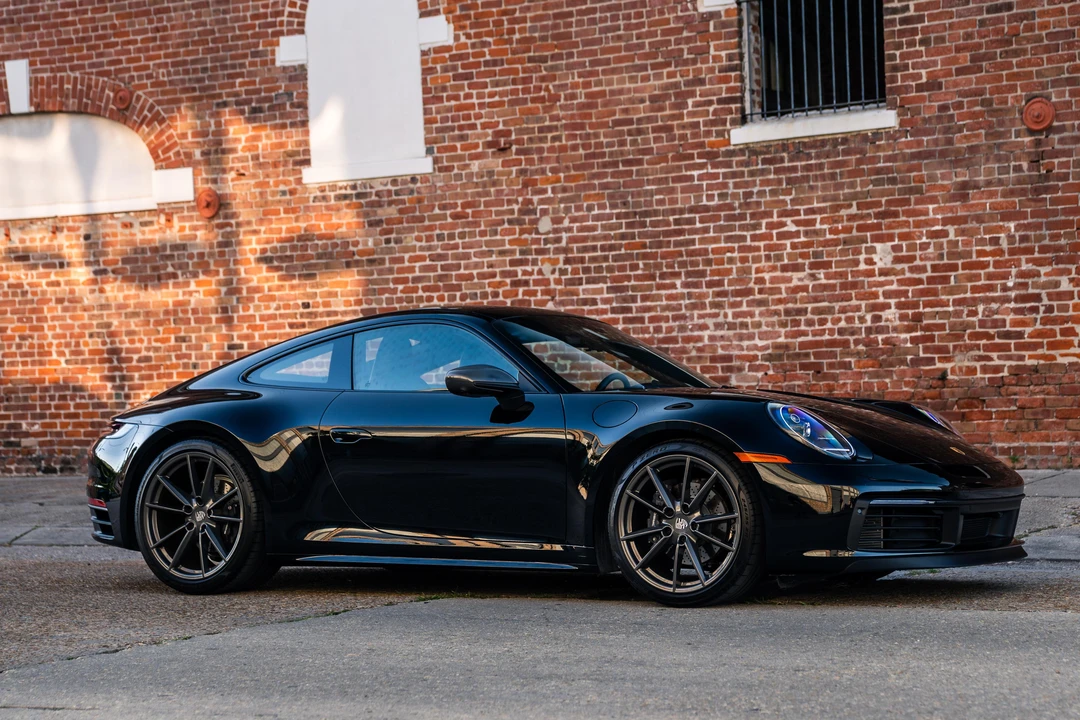 2024 Porsche 992 Carrera T - Image 26 of 31