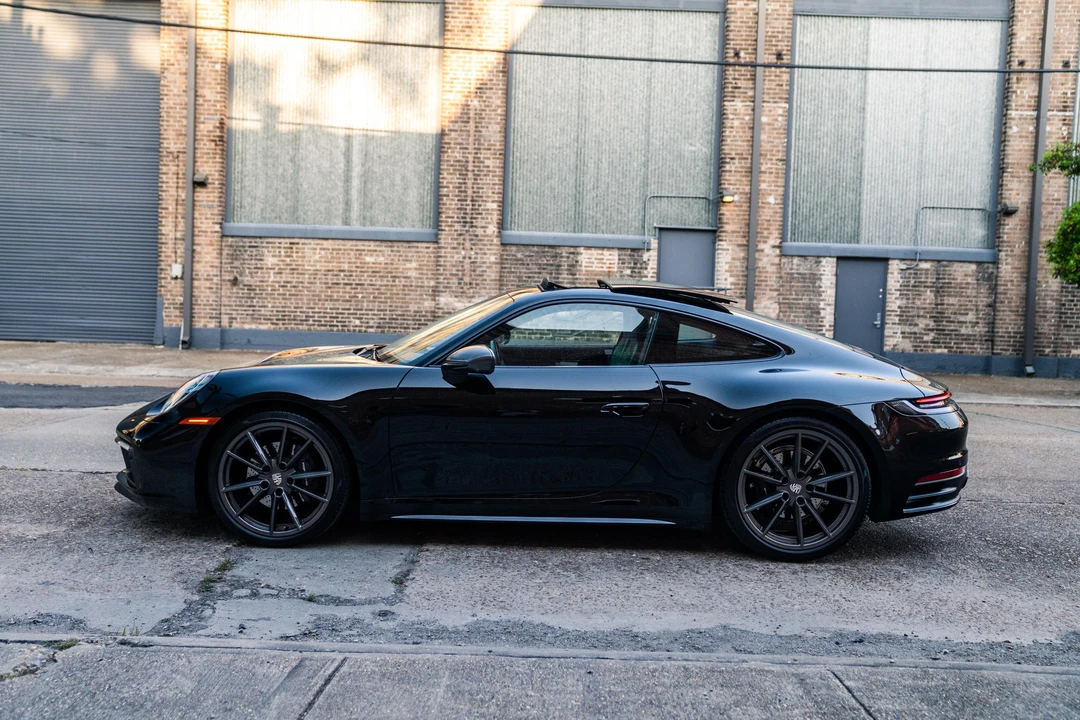 2024 Porsche 992 Carrera T - Image 12 of 31