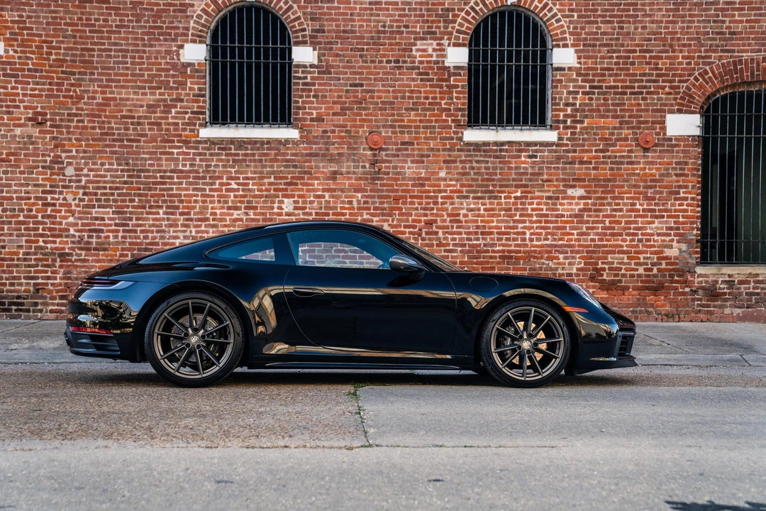2024 Porsche 992 Carrera T - Image 25 of 31