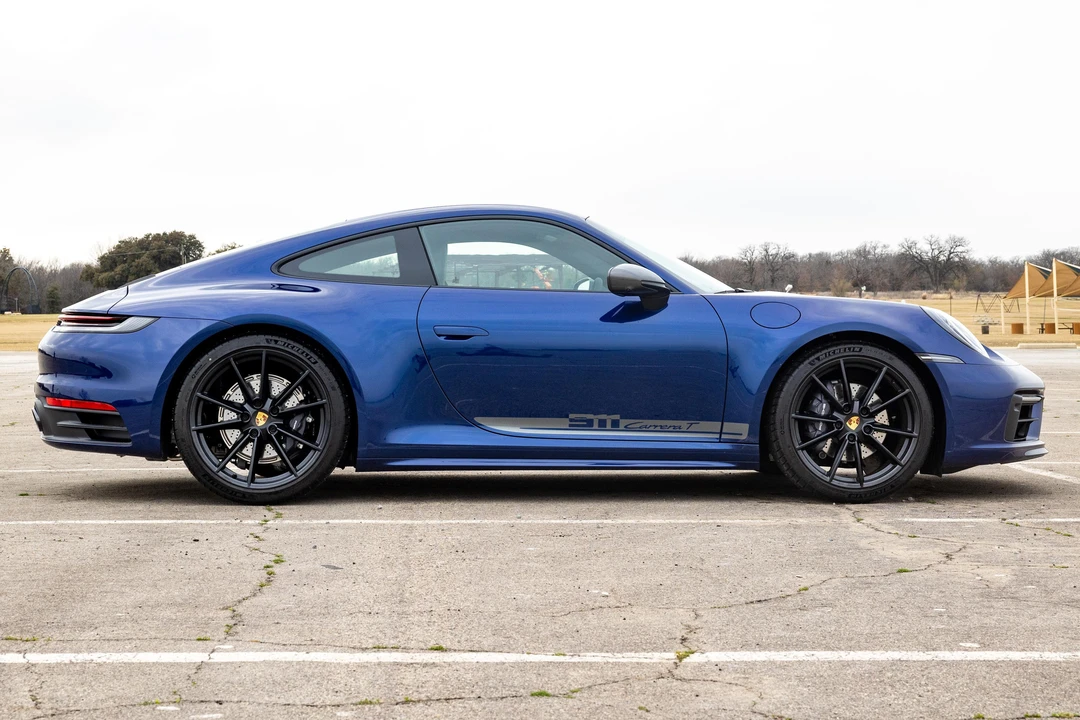 2024 Porsche 992 Carrera - Image 8 of 31