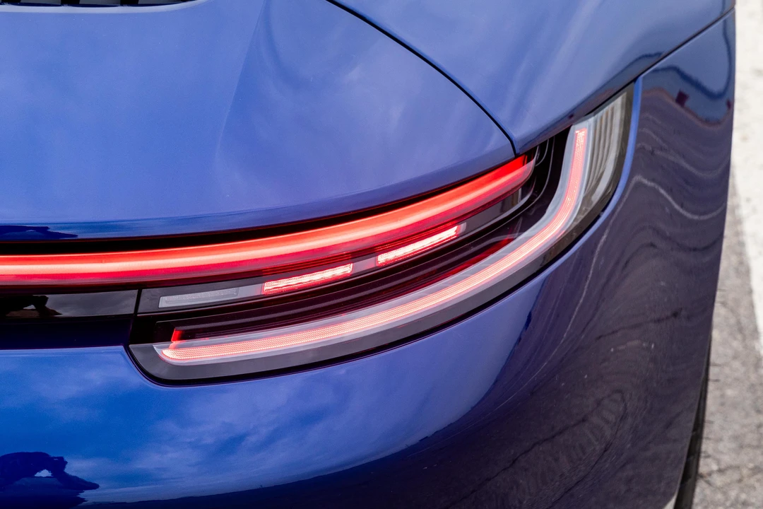 2024 Porsche 992 Carrera - Image 27 of 31