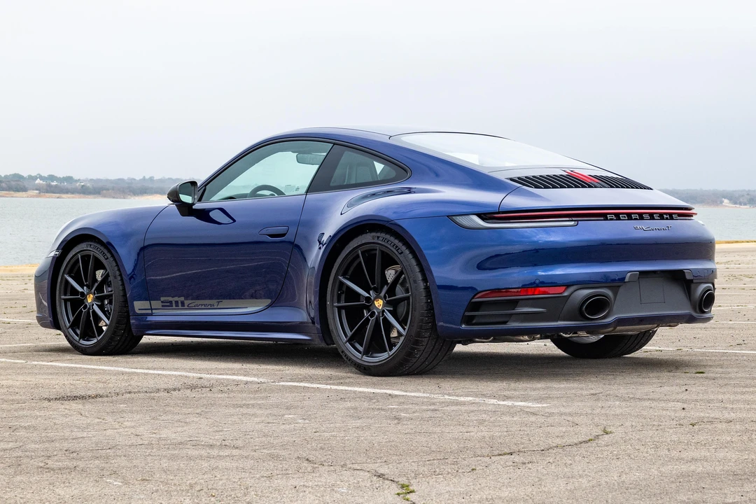 2024 Porsche 992 Carrera - Image 7 of 31