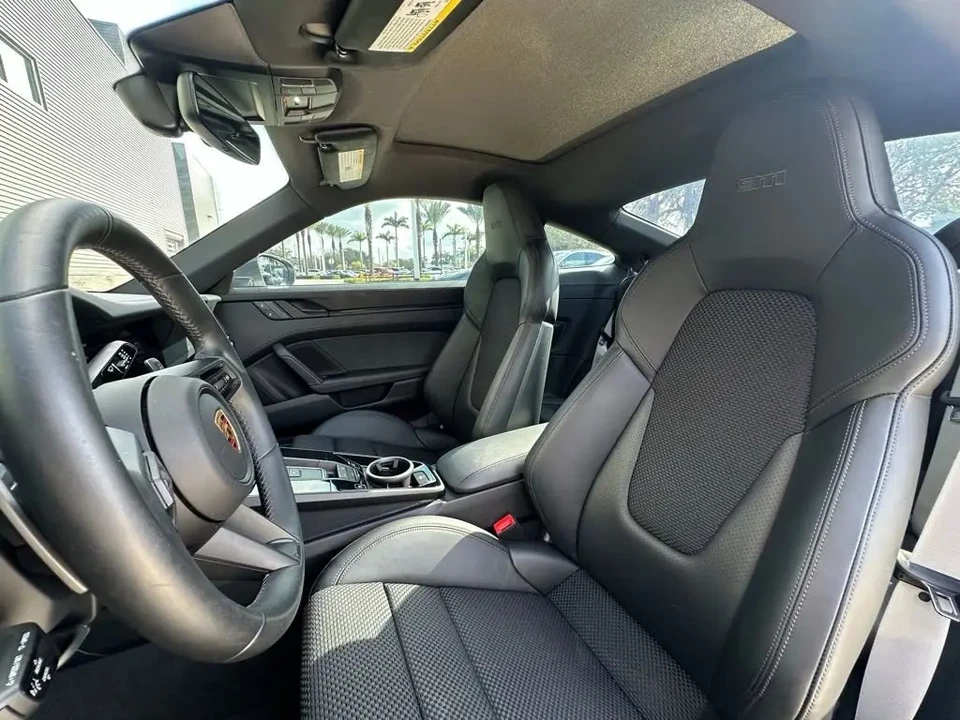 2024 Porsche 992 Carrera T - Image 5 of 8
