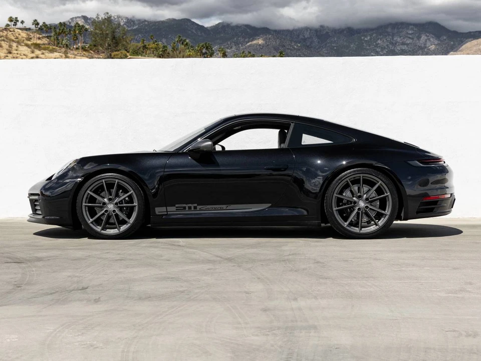 2024 Porsche 992 Carrera T - Image 2 of 5