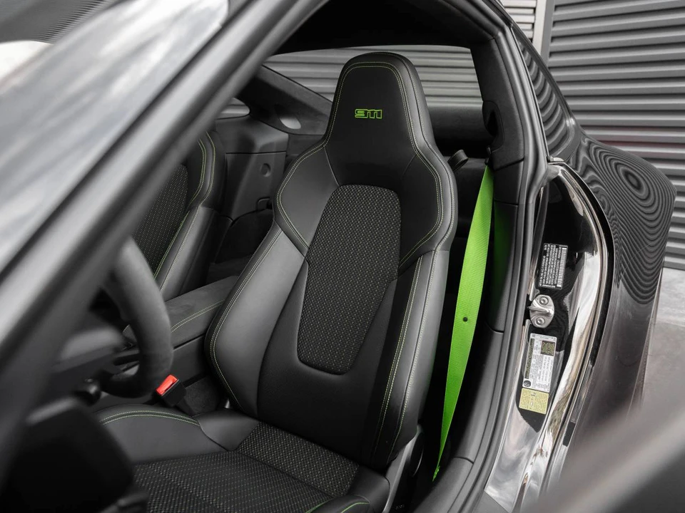 2024 Porsche 992 Carrera T - Image 5 of 5