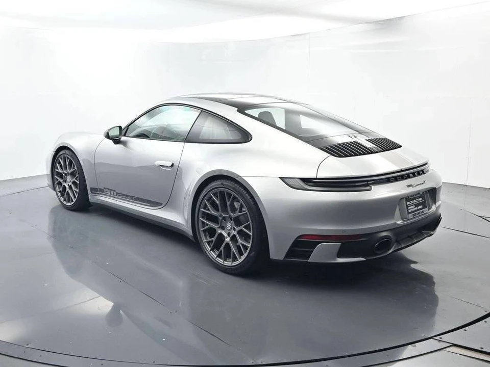 2024 Porsche 992 Carrera T - Image 3 of 5