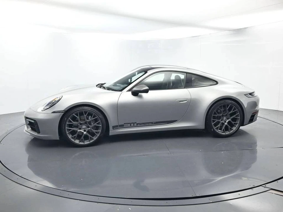 2024 Porsche 992 Carrera T - Image 2 of 5