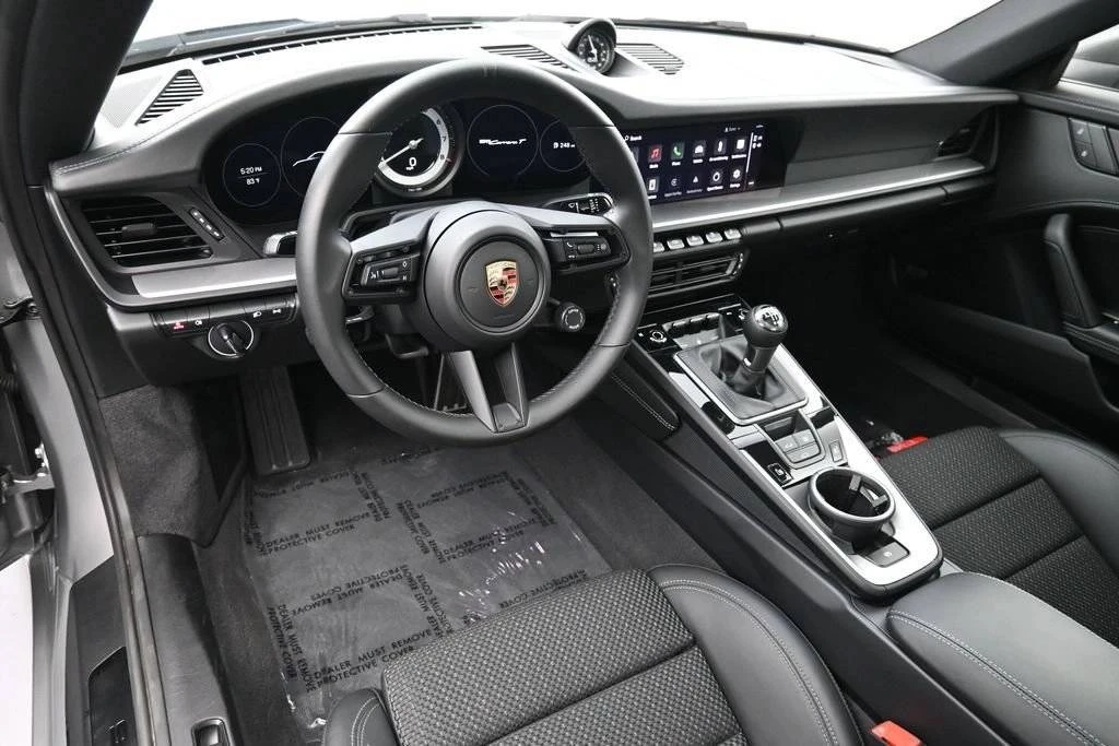 2024 Porsche 992 Carrera T - Image 4 of 5
