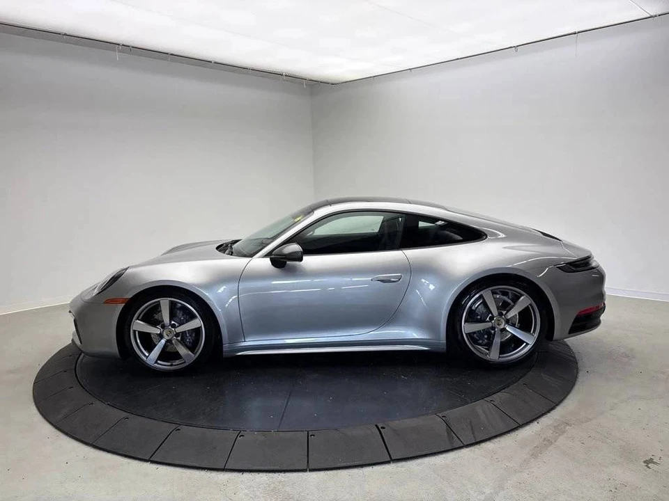 2024 Porsche 992 Carrera T - Image 2 of 5