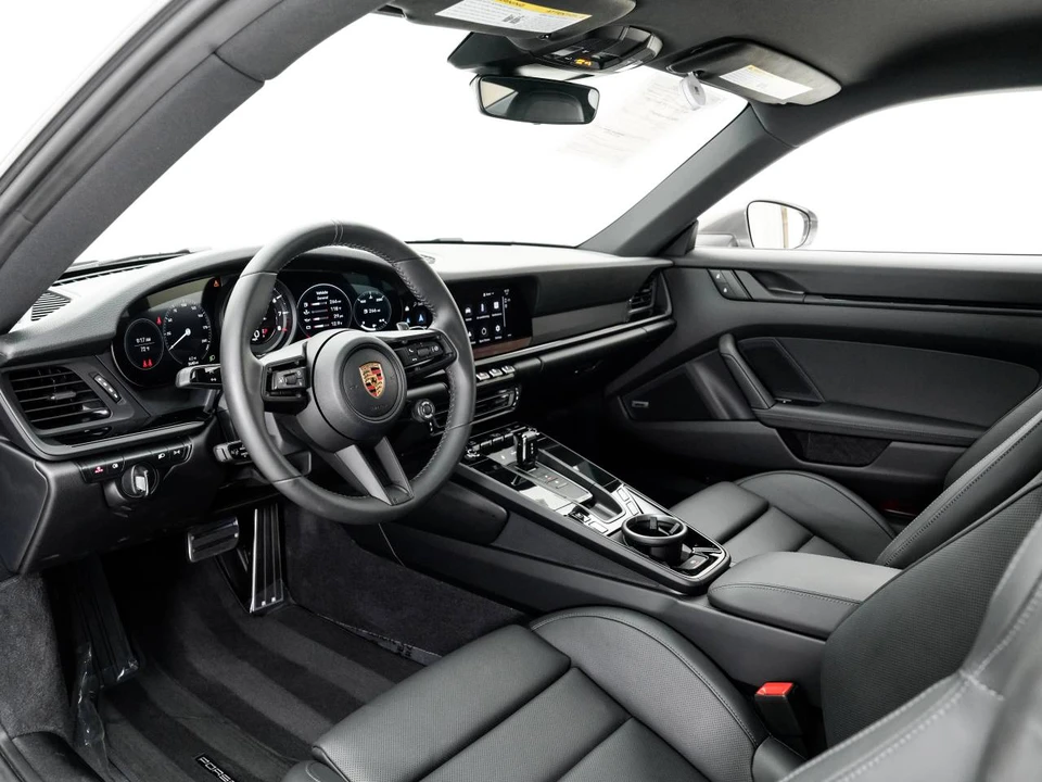 2024 Porsche 992 Carrera T - Image 4 of 5