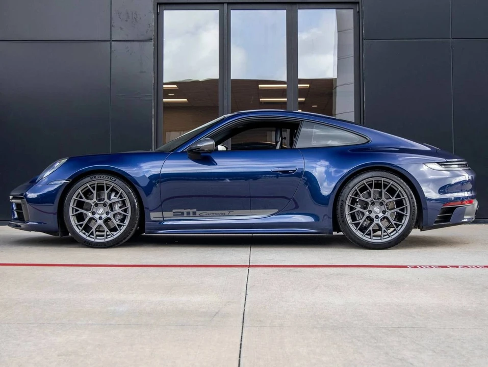 2024 Porsche 992 Carrera T - Image 2 of 5