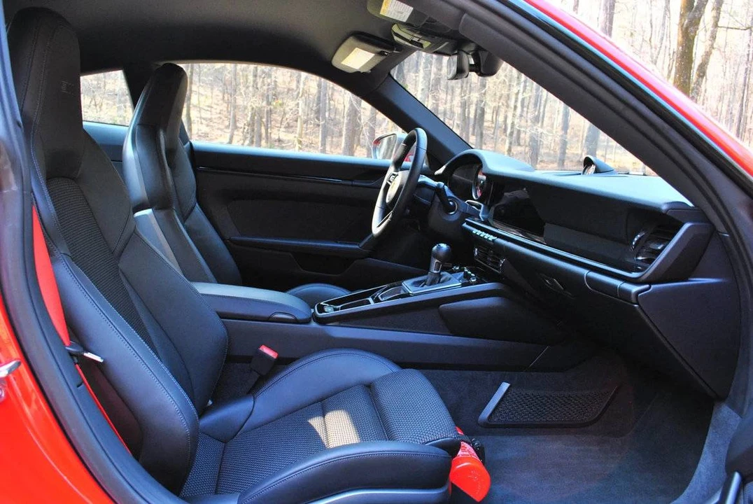 2024 Porsche 992 Carrera T - Image 10 of 17