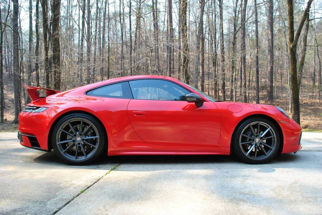 2024 Porsche 992 Carrera T - Image 7 of 17