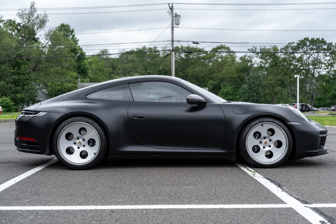 2024 Porsche 992 Carrera T - Image 9 of 12