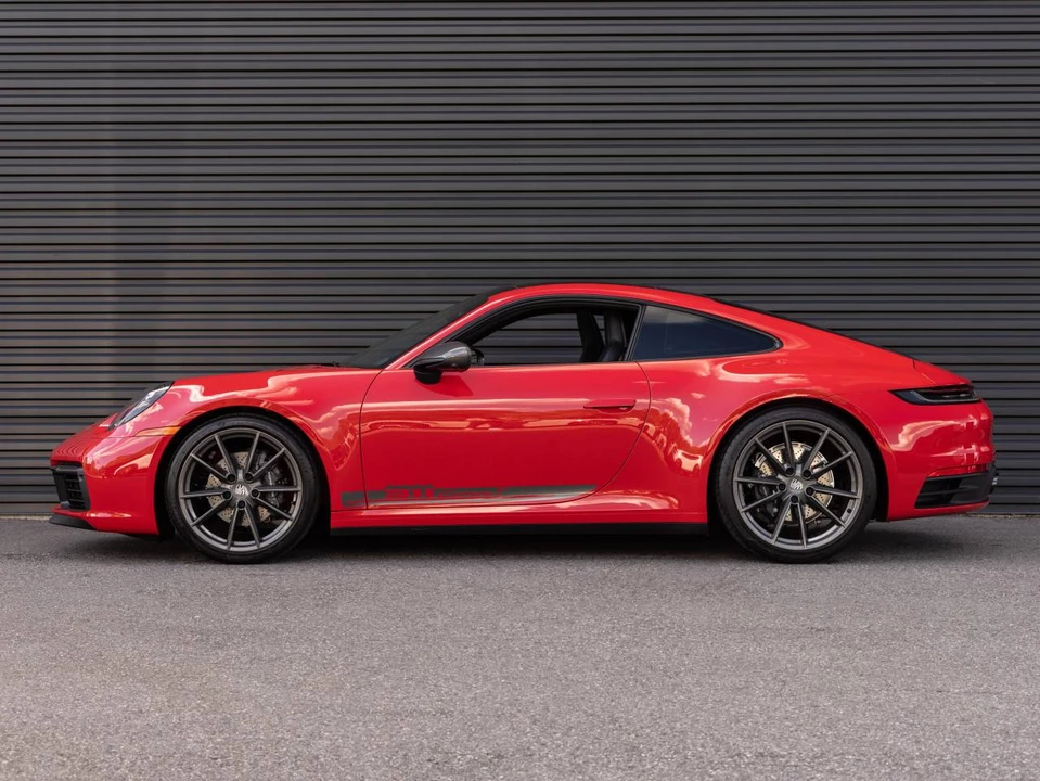 2024 Porsche 992 Carrera T - Image 2 of 4