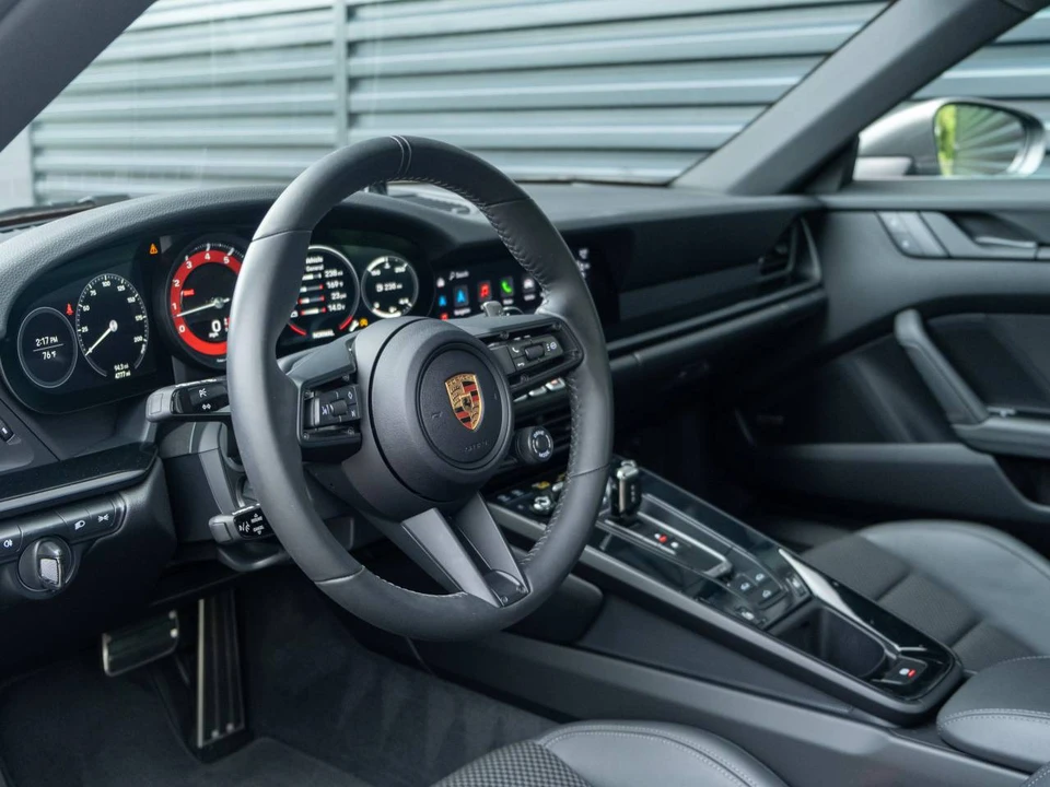 2024 Porsche 992 Carrera T - Image 4 of 4