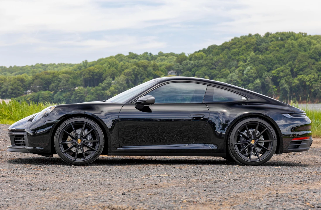 2024 Porsche 992 Carrera T - Image 8 of 31
