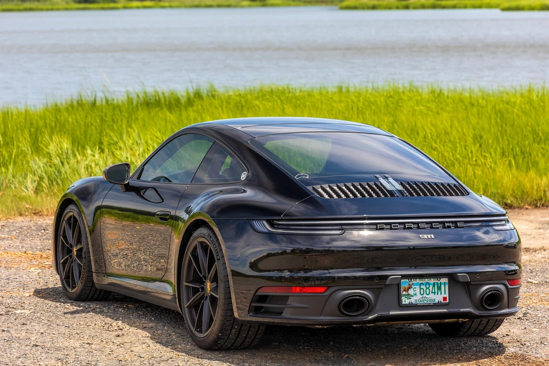 2024 Porsche 992 Carrera T - Image 10 of 31