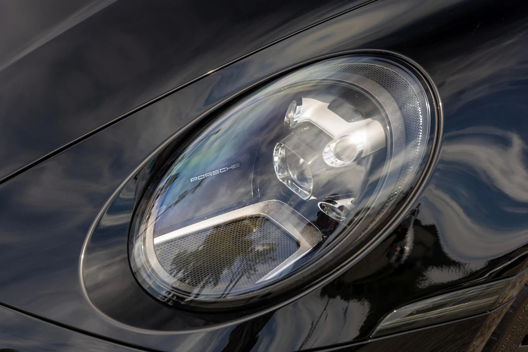 2024 Porsche 992 Carrera T - Image 15 of 31