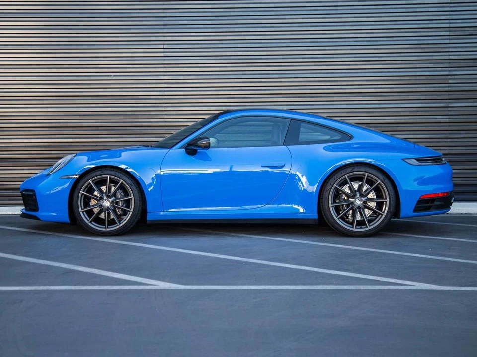 2024 Porsche 992 Carrera T - Image 2 of 4