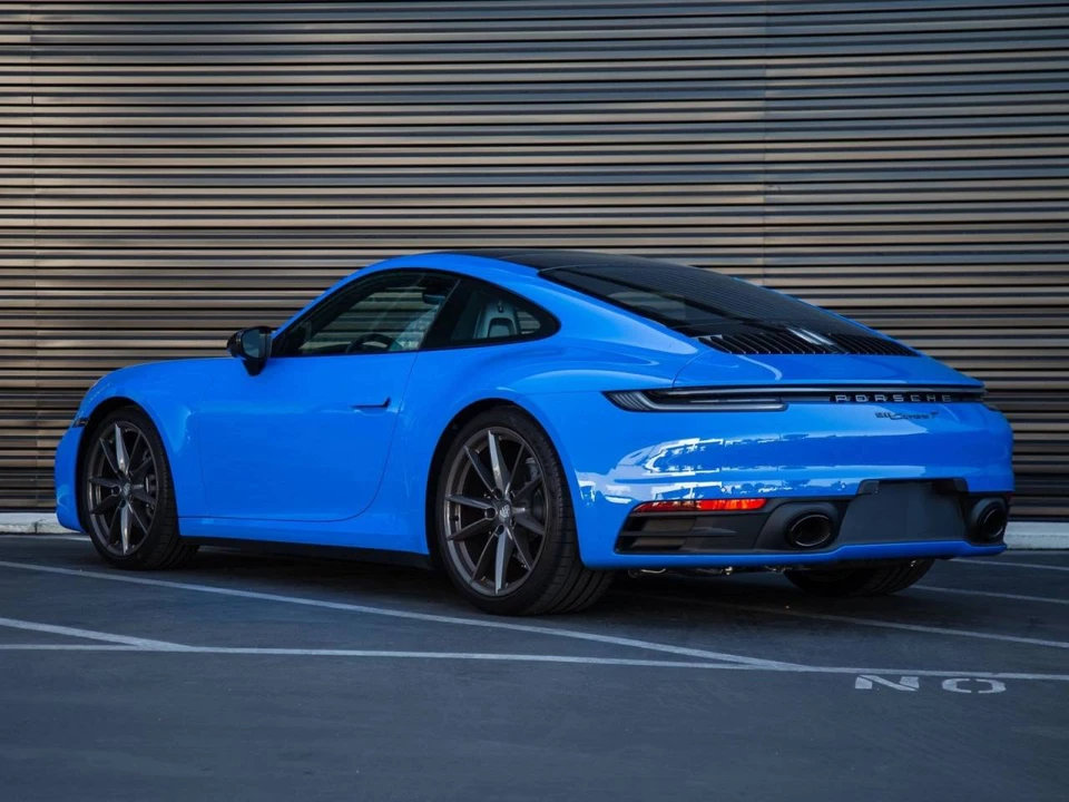 2024 Porsche 992 Carrera T - Image 3 of 4