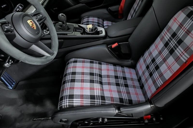 2024 Porsche 992 Carrera T - Image 19 of 31