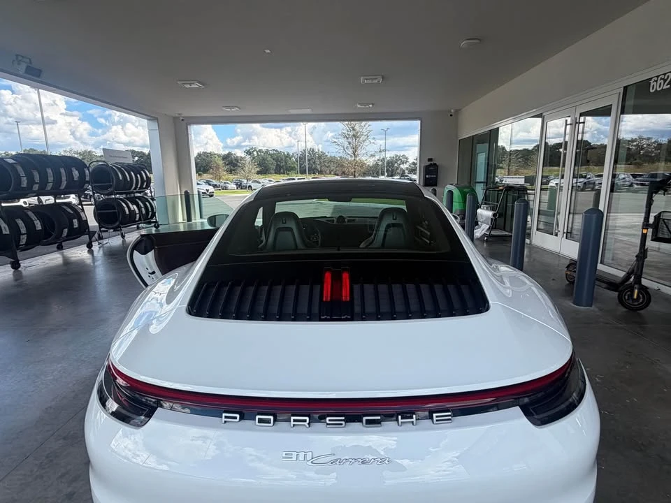 2024 Porsche 992 Turbo - Image 4 of 6