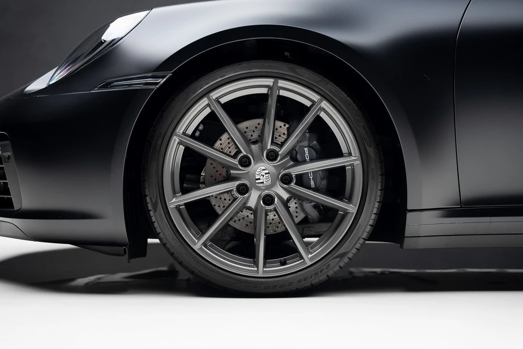 2024 Porsche 992 Carrera - Image 18 of 21