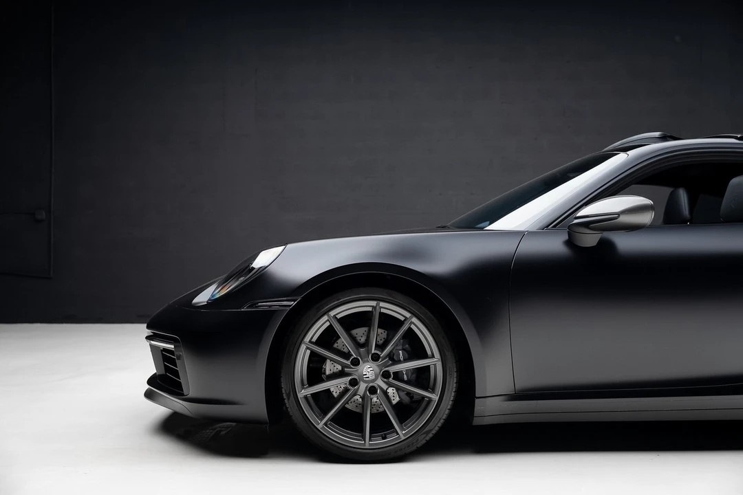 2024 Porsche 992 Carrera - Image 17 of 21