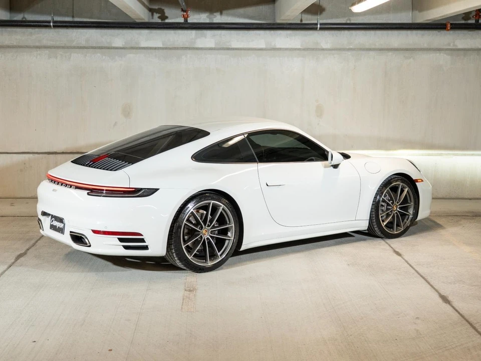 2024 Porsche 992 Carrera - Image 11 of 26