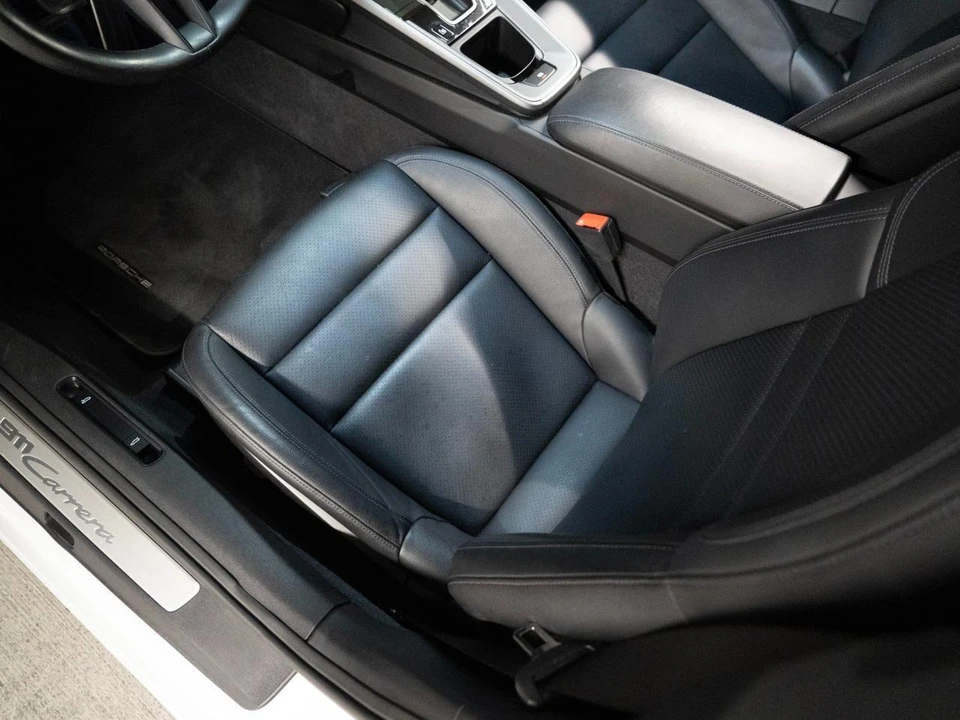 2024 Porsche 992 Carrera - Image 15 of 26