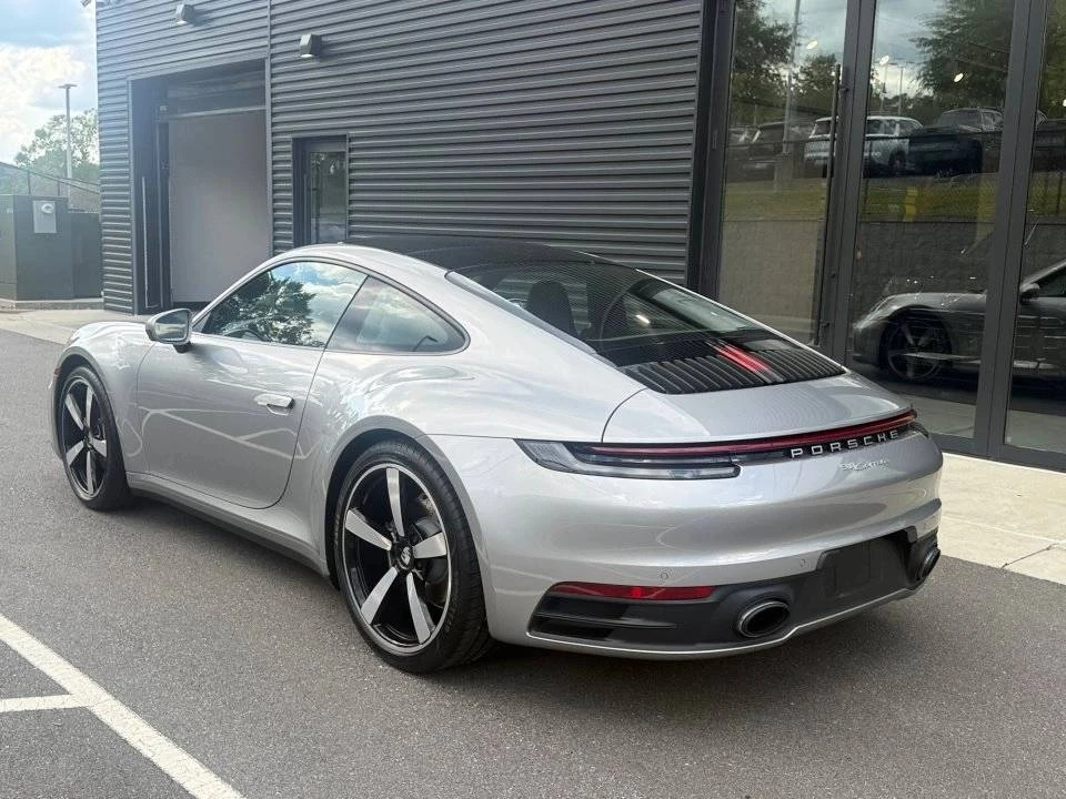 2024 Porsche 992 Carrera - Image 3 of 4
