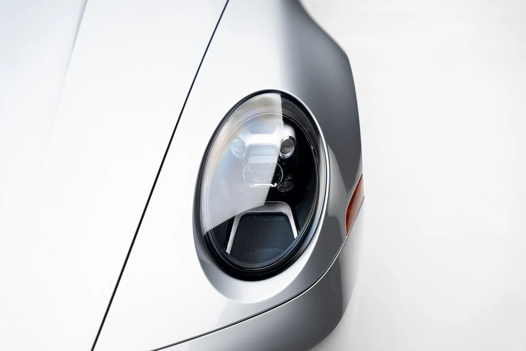 2024 Porsche 992 Carrera - Image 10 of 21