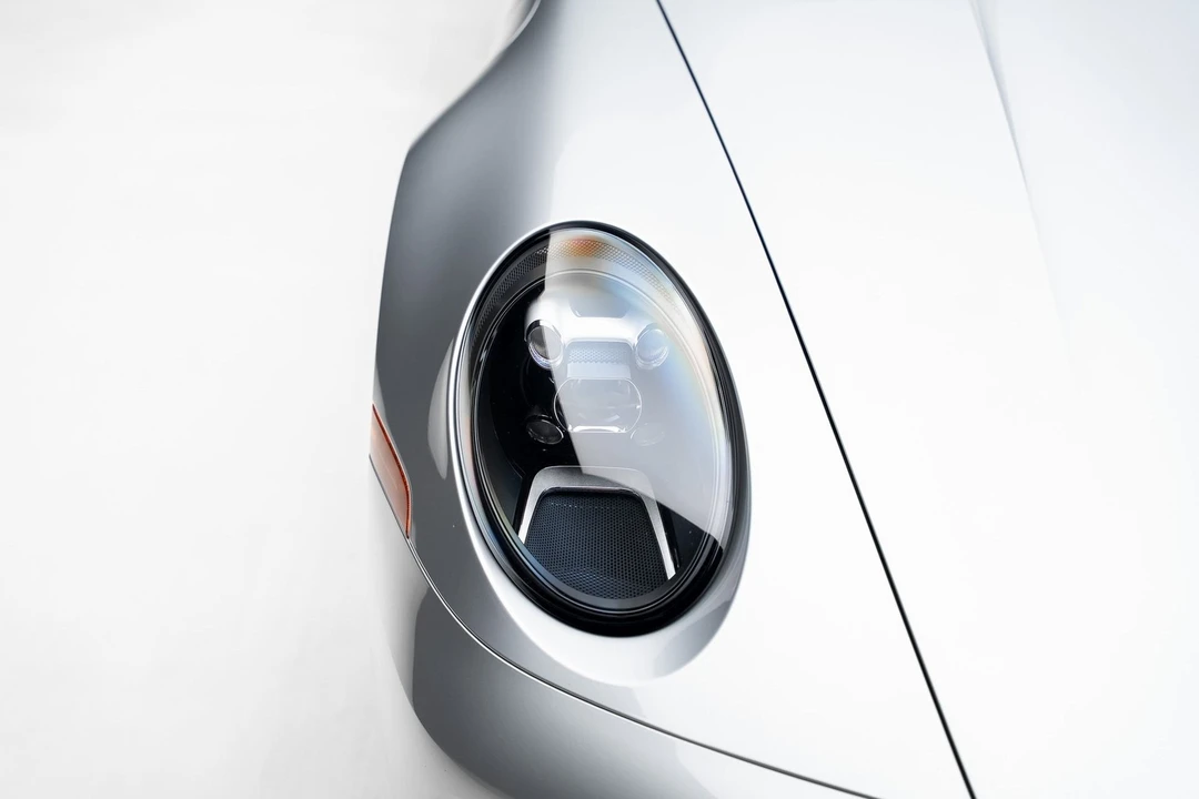 2024 Porsche 992 Carrera - Image 11 of 12