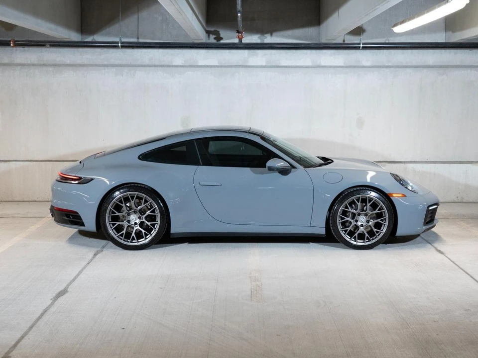 2024 Porsche 992 Carrera - Image 9 of 28