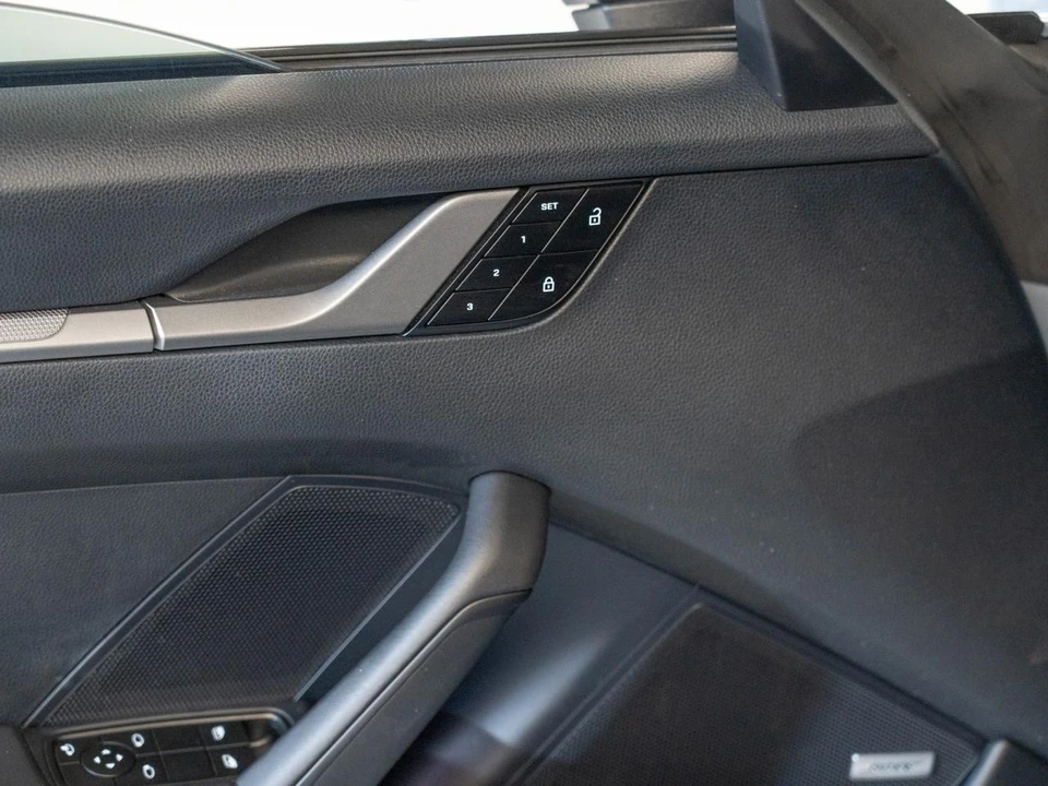 2024 Porsche 992 Carrera - Image 18 of 28